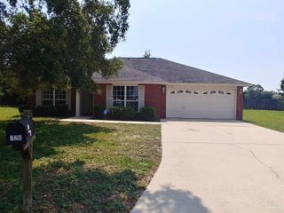 720 Buoy Dr, Pensacola, FL 32507