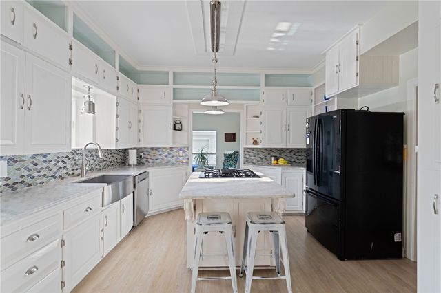 214 Chandler Lane, Corpus Christi, TX 78404