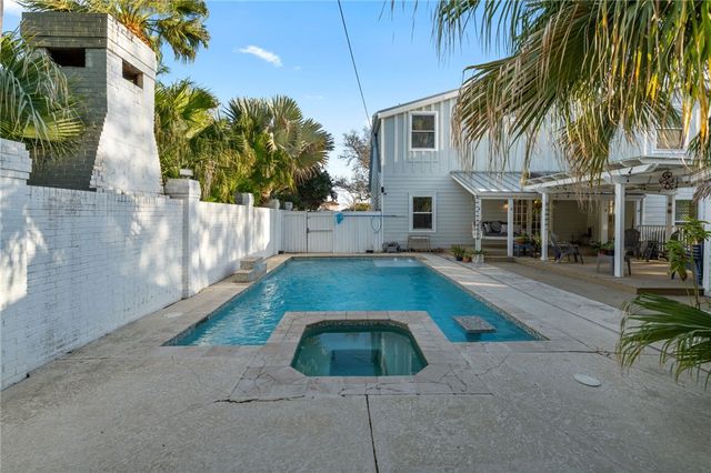 214 Chandler Lane, Corpus Christi, TX 78404