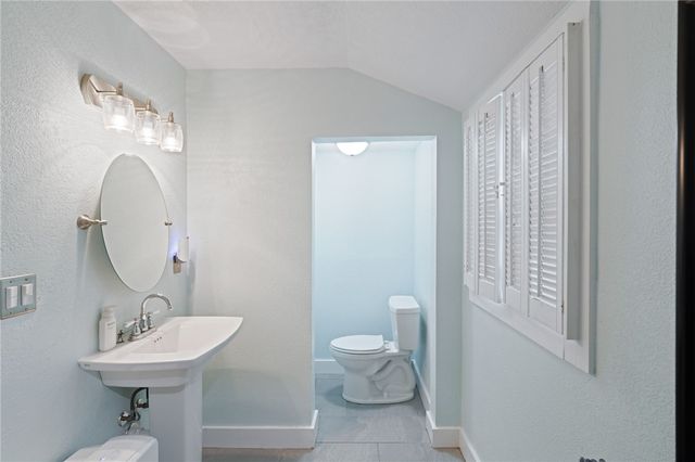 214 Chandler Lane, Corpus Christi, TX 78404