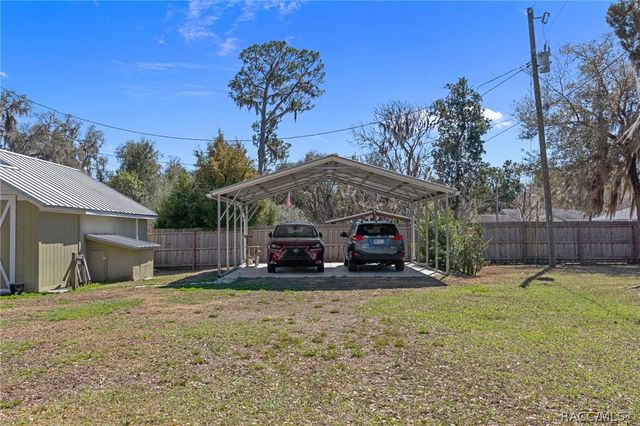 8888 E Neher Court, Floral City, FL 34436