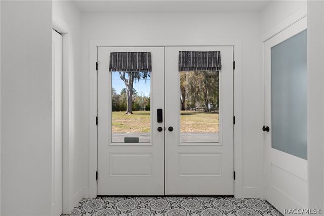 8888 E Neher Court, Floral City, FL 34436