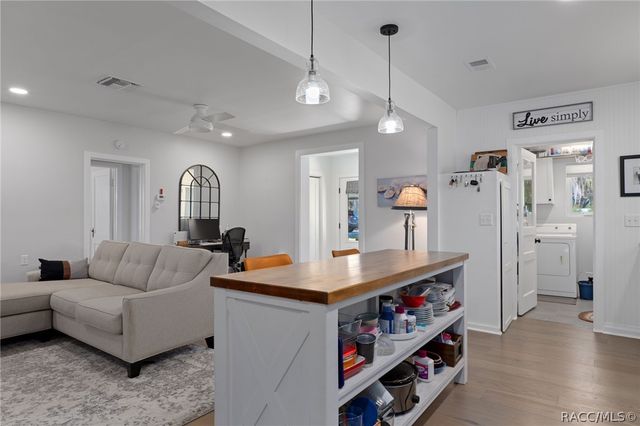 8888 E Neher Court, Floral City, FL 34436