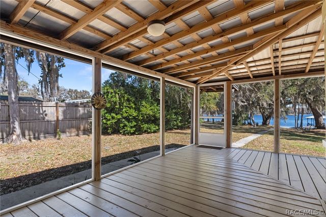 8888 E Neher Court, Floral City, FL 34436