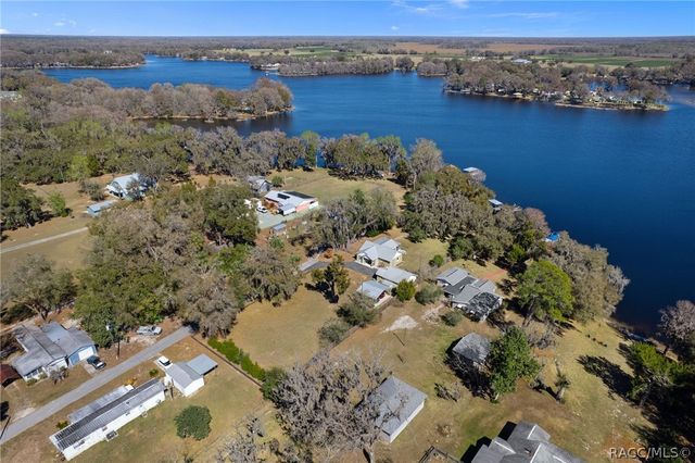 8888 E Neher Court, Floral City, FL 34436