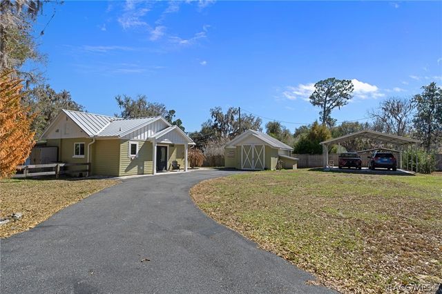 8888 E Neher Court, Floral City, FL 34436