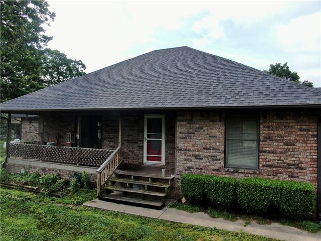 23519 Van Fleet Road, Siloam Springs, AR 72761