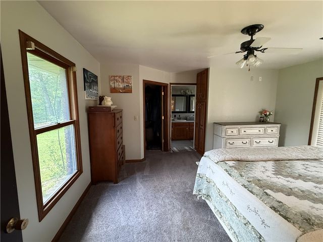23519 Van Fleet Road, Siloam Springs, AR 72761