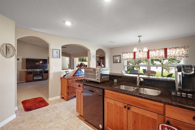 27102 CAMERONS RUN, Leesburg, FL 34748