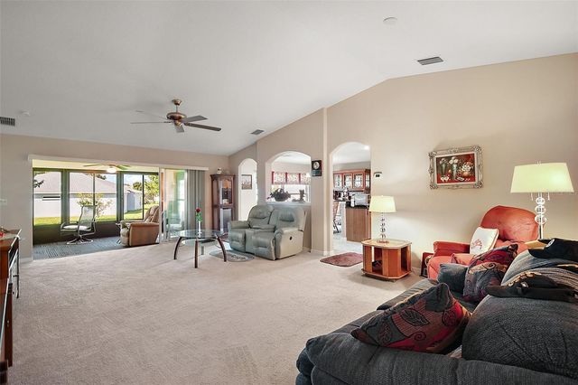 27102 CAMERONS RUN, Leesburg, FL 34748