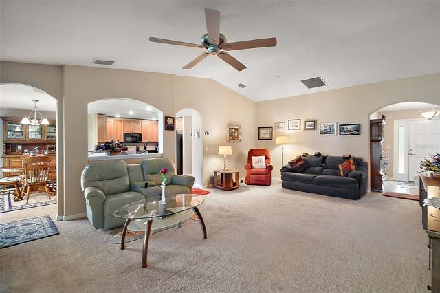 27102 CAMERONS RUN, Leesburg, FL 34748