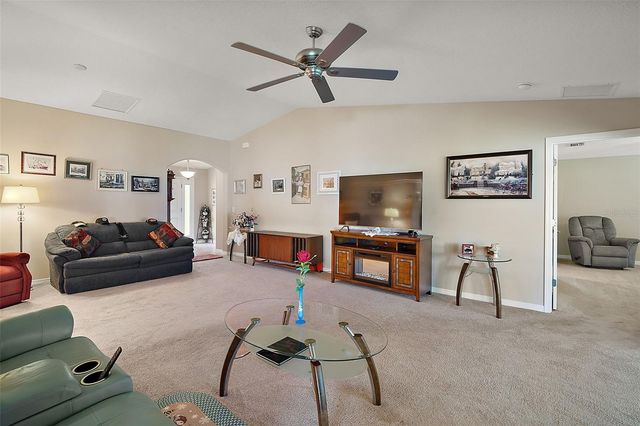 27102 CAMERONS RUN, Leesburg, FL 34748