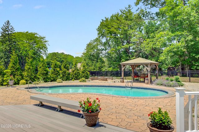 2 Belaire Road, Marlboro, NJ 07746