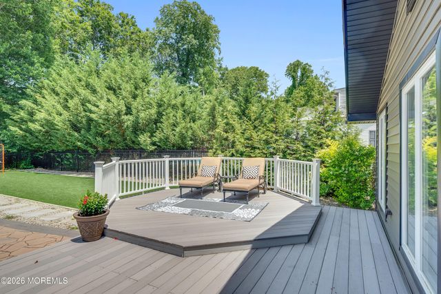 2 Belaire Road, Marlboro, NJ 07746