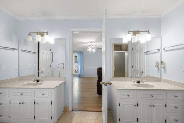 460 WOODBRIDGE DR, Somerville, TN 38068