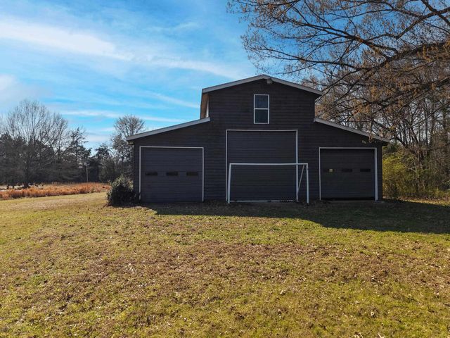 460 WOODBRIDGE DR, Somerville, TN 38068