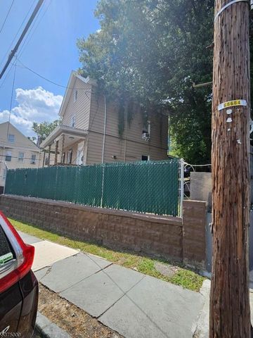 15 Cliff St 2, Paterson City, NJ 07522