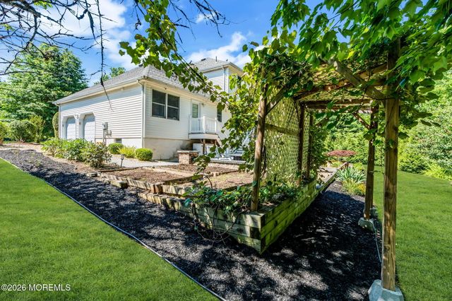 132 Rolling Hill Drive, Morganville, NJ 07751