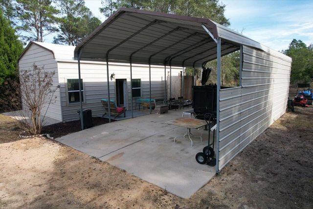 178 Osage Drive, Defuniak Springs, FL 32433