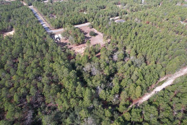 178 Osage Drive, Defuniak Springs, FL 32433