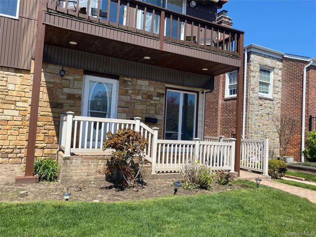 425 E Penn Street Lower, Long Beach, NY 11561