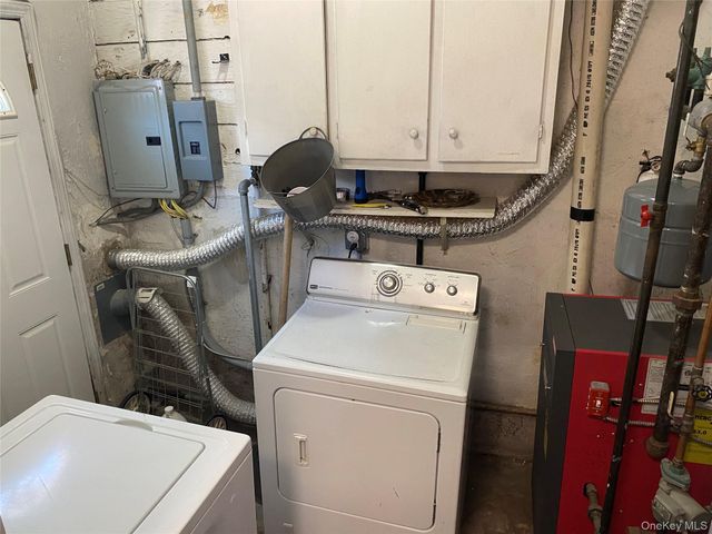 425 E Penn Street Lower, Long Beach, NY 11561