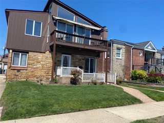 425 E Penn Street Lower, Long Beach, NY 11561