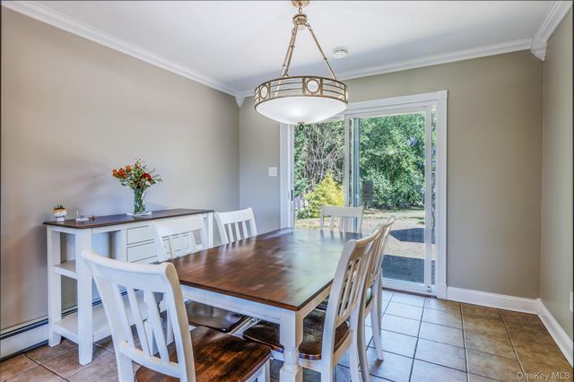 29 Segatogue Lane, South Setauket, NY 11720