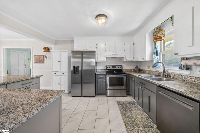 101 Duncan Chapel Road, Greenville, SC 29617