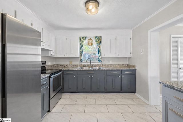 101 Duncan Chapel Road, Greenville, SC 29617