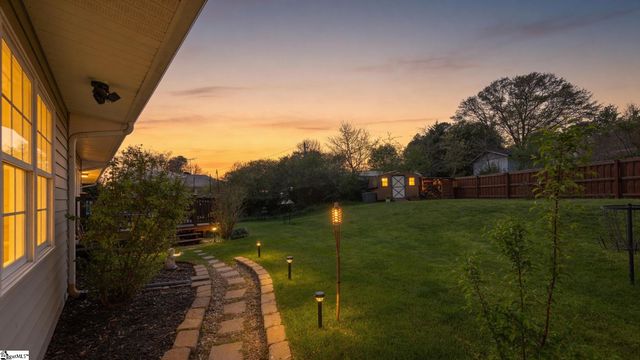 101 Duncan Chapel Road, Greenville, SC 29617