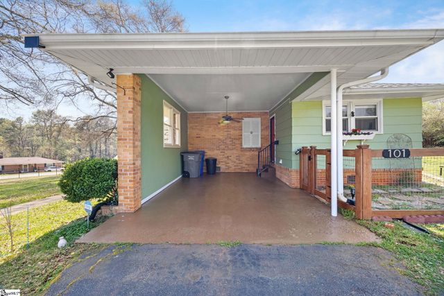 101 Duncan Chapel Road, Greenville, SC 29617