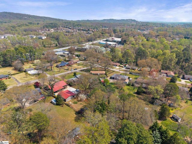 101 Duncan Chapel Road, Greenville, SC 29617