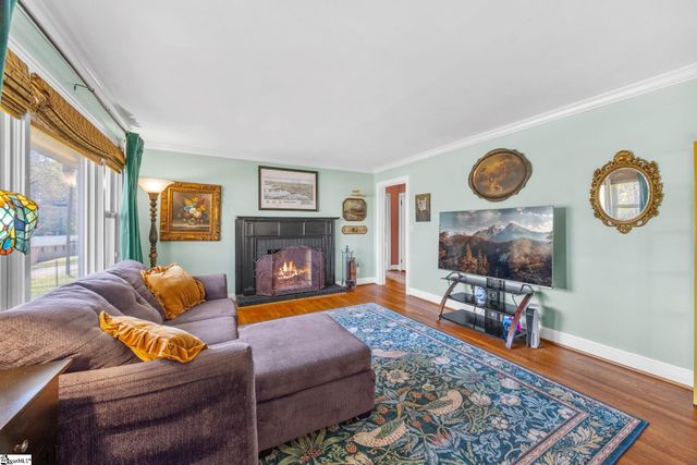 101 Duncan Chapel Road, Greenville, SC 29617