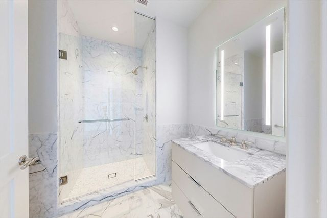 240 Devonshire Street 4911, Boston, MA 02110