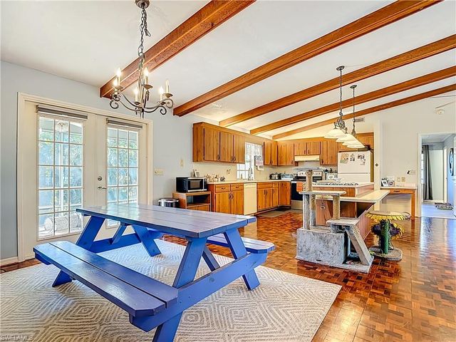 15650 Roberts LN, Fort Myers, FL 33908