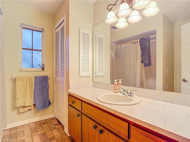 15650 Roberts LN, Fort Myers, FL 33908