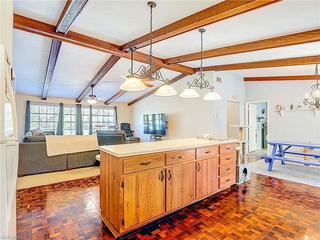 15650 Roberts LN, Fort Myers, FL 33908