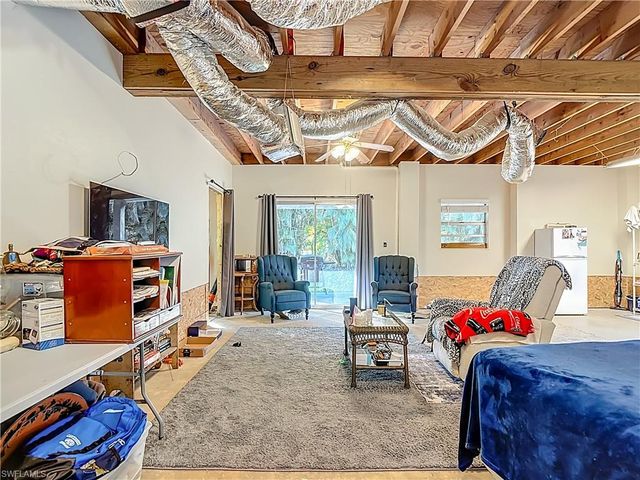 15650 Roberts LN, Fort Myers, FL 33908