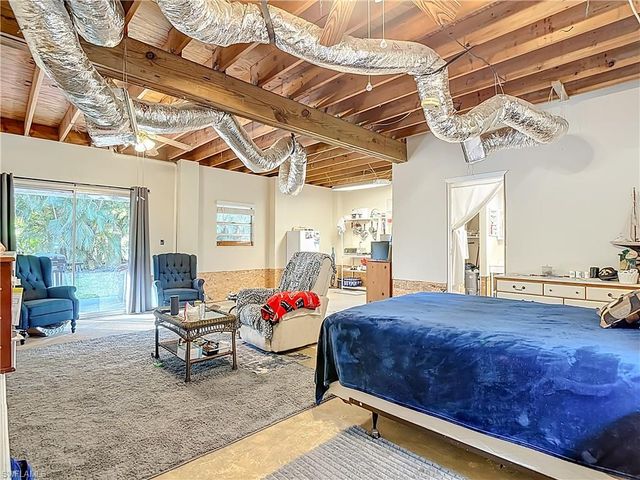 15650 Roberts LN, Fort Myers, FL 33908