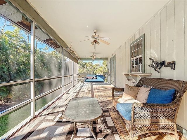 15650 Roberts LN, Fort Myers, FL 33908