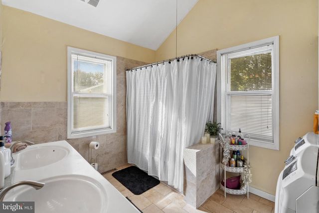101 S WARWICK RD, Somerdale, NJ 08083