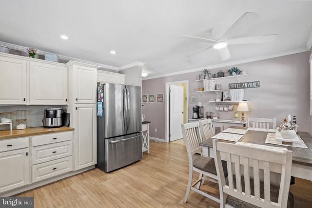 101 S WARWICK RD, Somerdale, NJ 08083