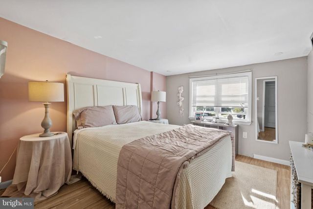 101 S WARWICK RD, Somerdale, NJ 08083