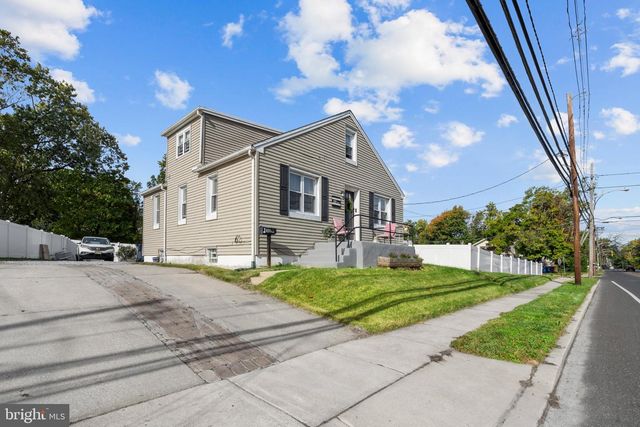 101 S WARWICK RD, Somerdale, NJ 08083