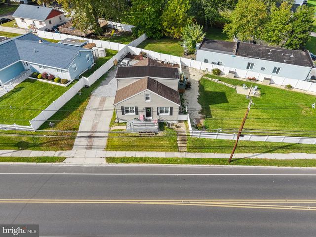 101 S WARWICK RD, Somerdale, NJ 08083