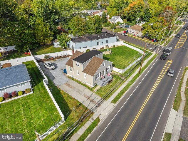 101 S WARWICK RD, Somerdale, NJ 08083