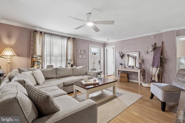 101 S WARWICK RD, Somerdale, NJ 08083