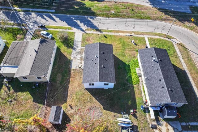 1127 Vanderburgh Place, Port Huron, MI 48060