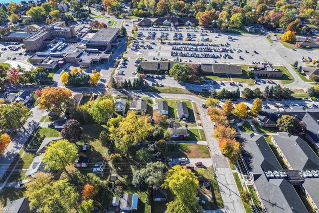 1127 Vanderburgh Place, Port Huron, MI 48060